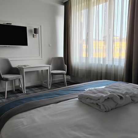 Hotel Mio City Kula Екстериор снимка