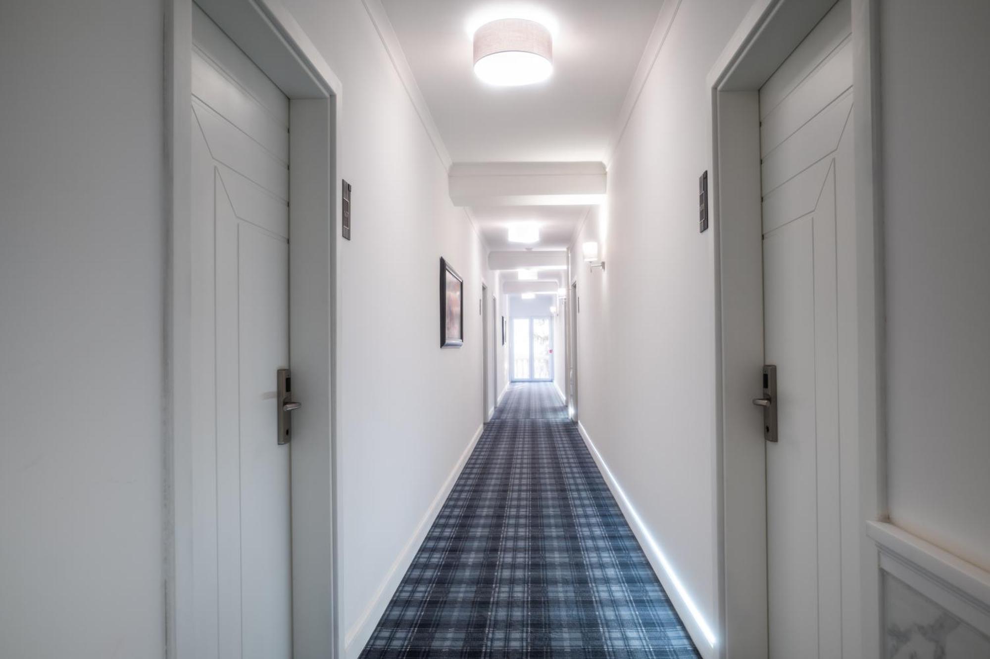 Hotel Mio City Kula Екстериор снимка