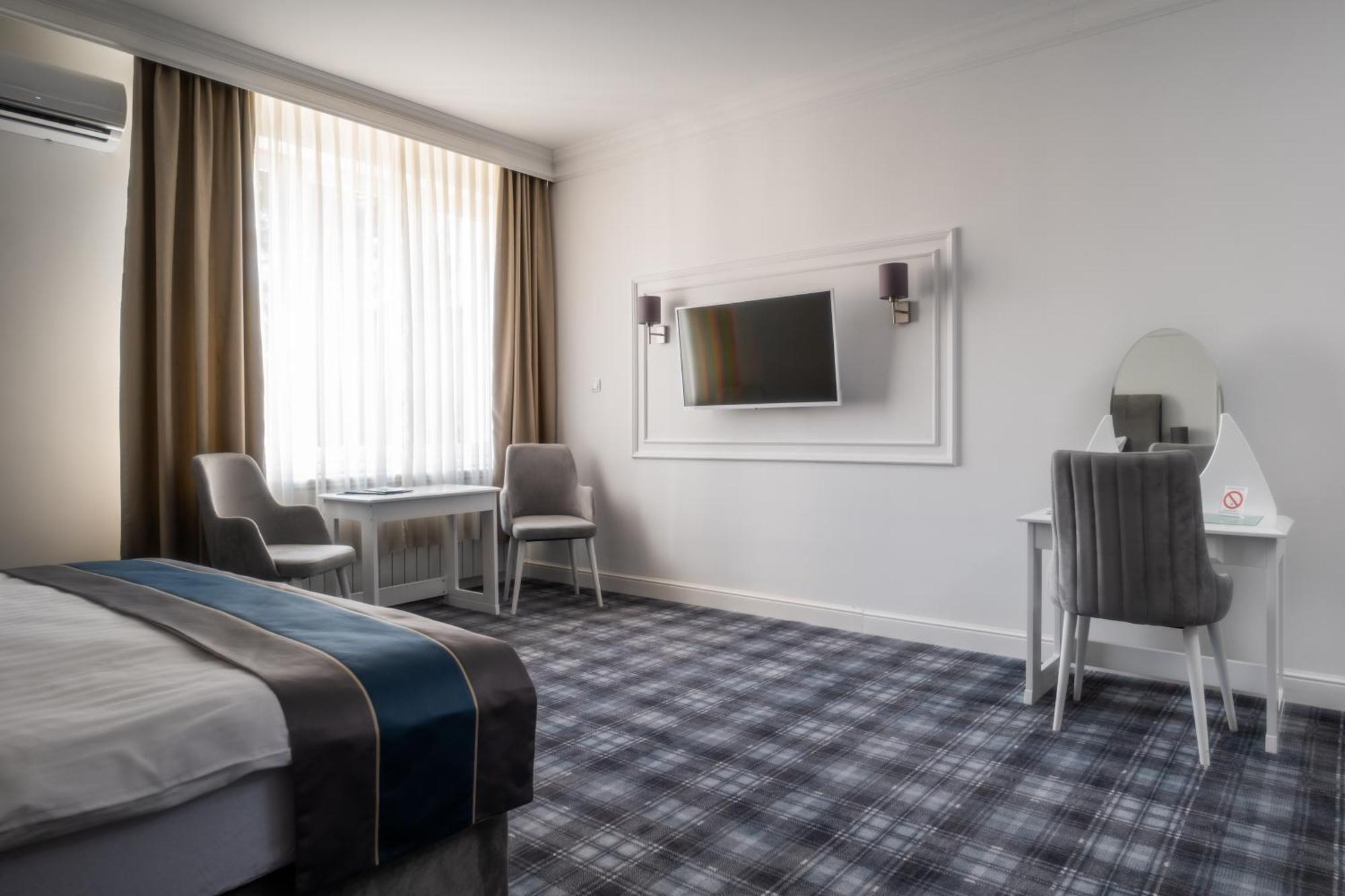 Hotel Mio City Kula Екстериор снимка