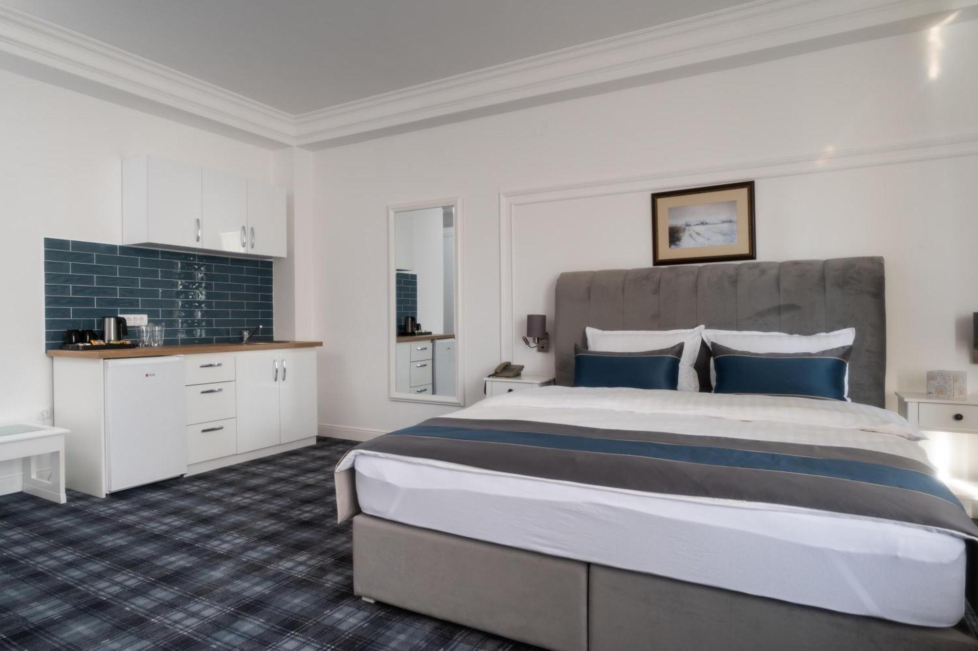 Hotel Mio City Kula Екстериор снимка