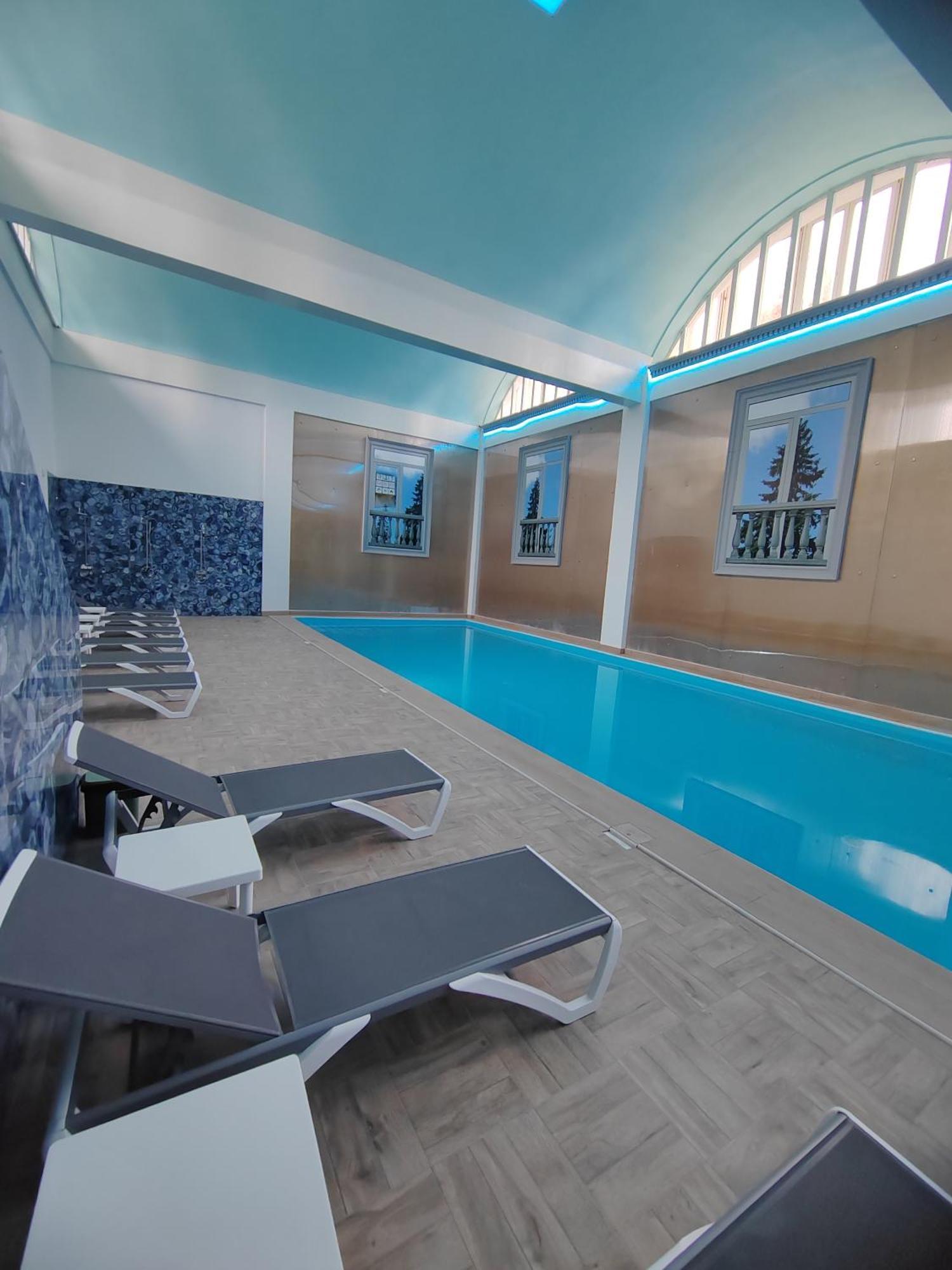 Hotel Mio City Kula Екстериор снимка