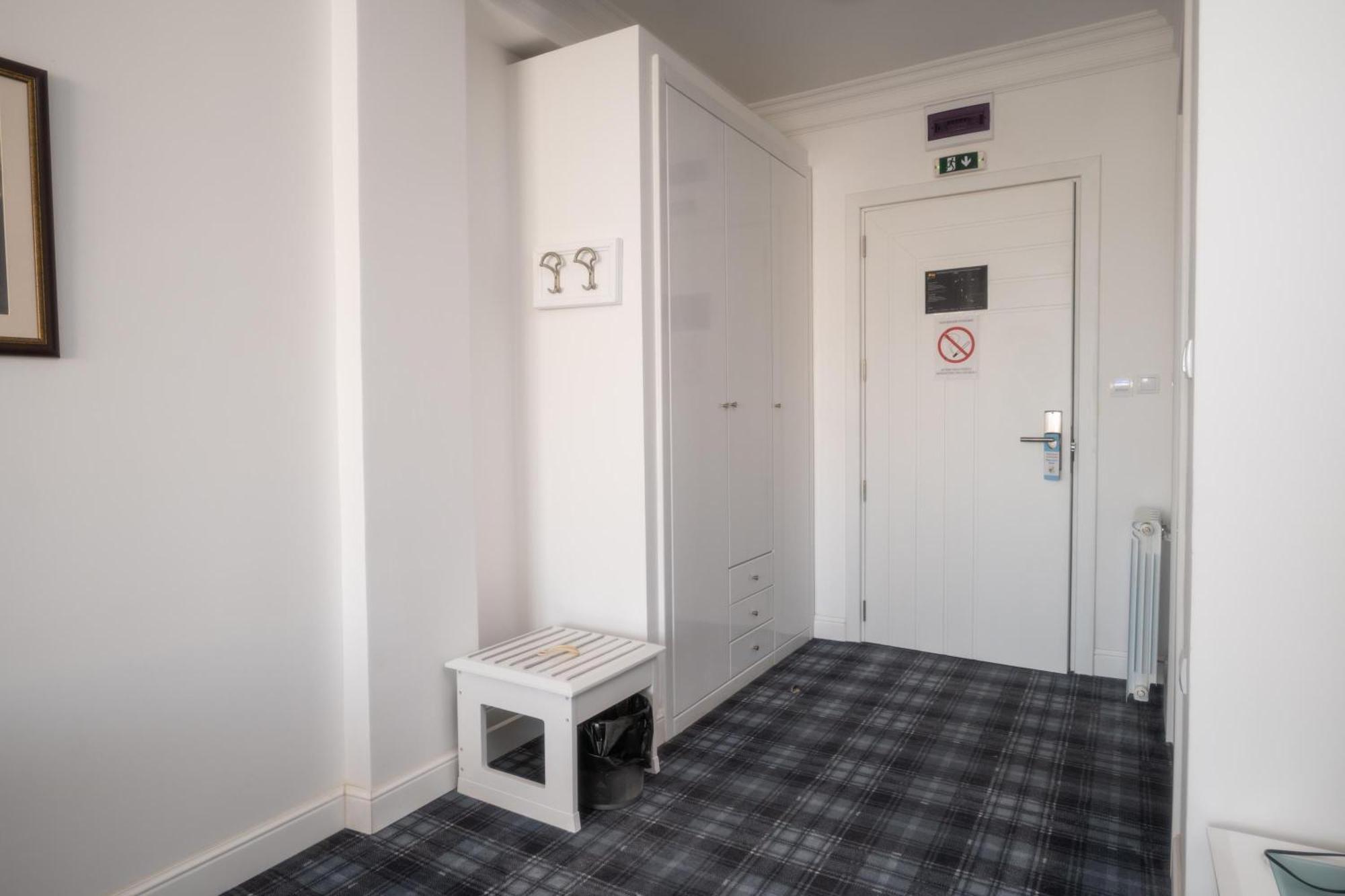 Hotel Mio City Kula Екстериор снимка